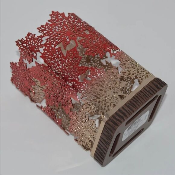 Bath and Body Works Etched Maple Leaf Soap Holder - Picture 3 of 3